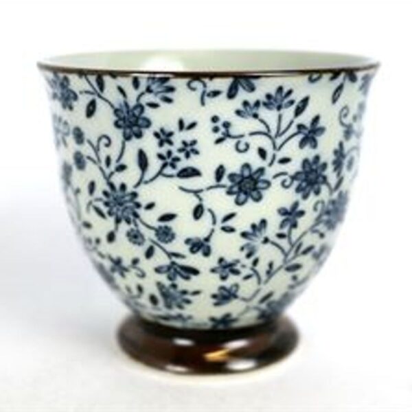 TASSE À THÉ EN PORCELAINE